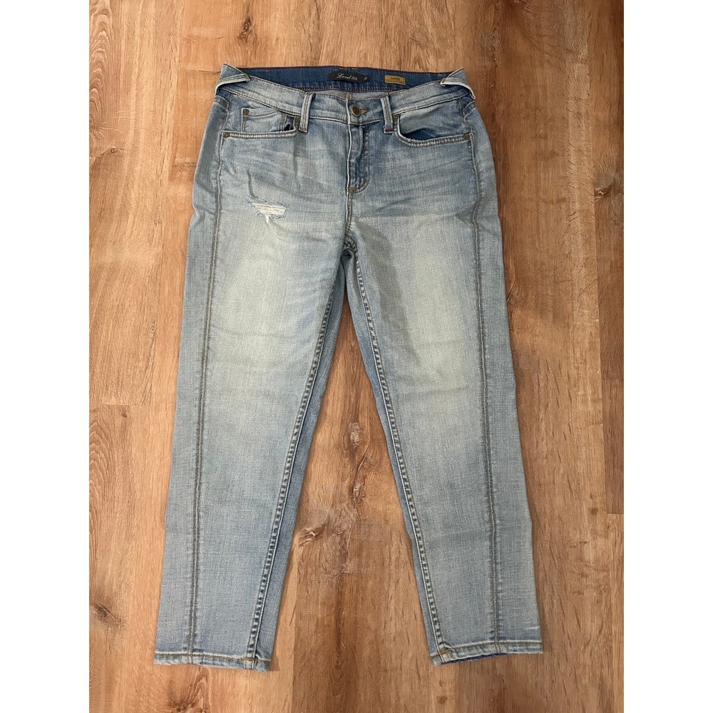 Level 99 Women's Sarah Twisted Seam Tomboy Light Wash Jeans Size 27